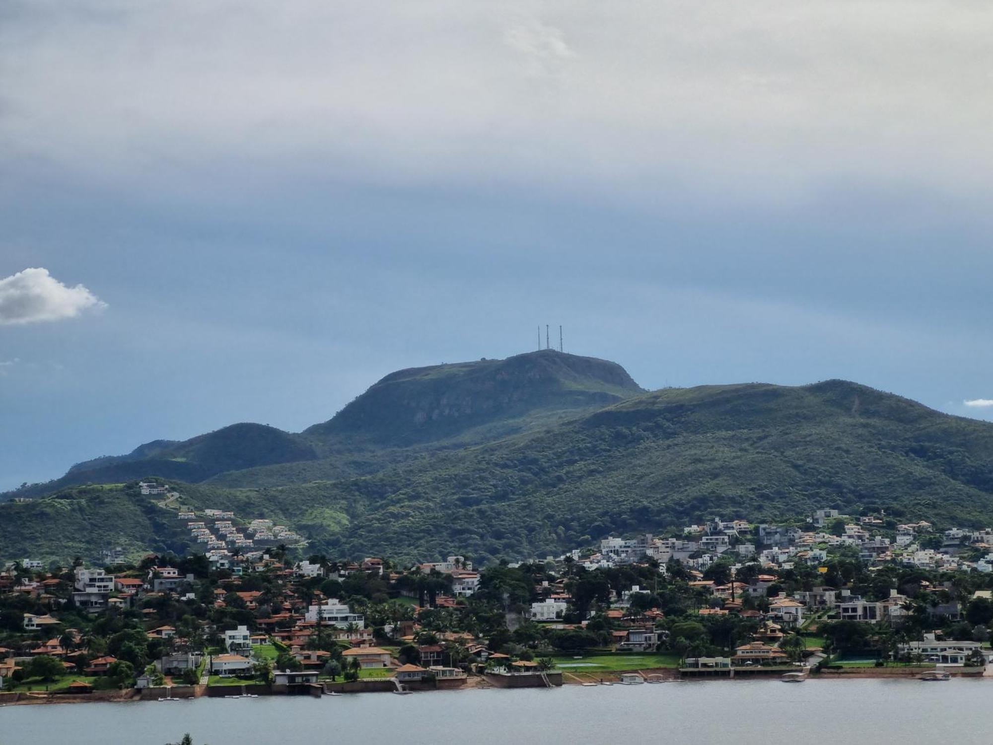 Recanto Brenda - Casa Luxo Capitolio Com Vista Pro Lago, Escarpas E Morrochapeu Exteriér fotografie
